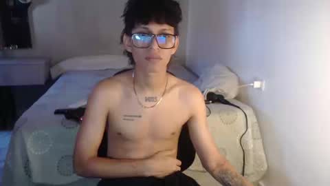 niklaus_wolf online show from September 10, 10:21 pm