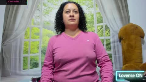 Snapshot of nikol32__ chatting on June 6, 11:48 am dayan online show from June 6, 11:48 am