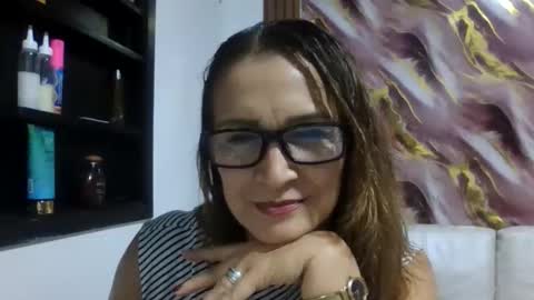 nikol_glow2026 online show from May 29, 4:49 pm