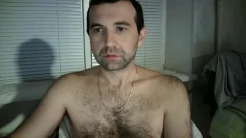 nikolas_vaz online show from December 7, 9:44 pm