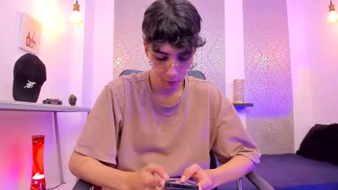    online show from November 26, 4:24 am