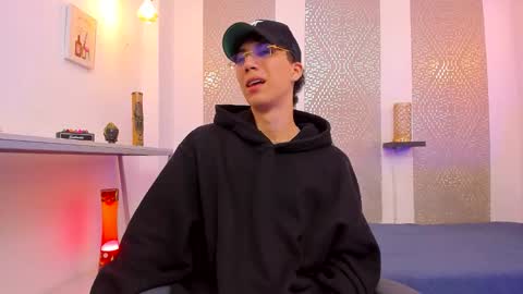    online show from December 19, 4:30 am