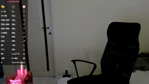      online show from September 26, 5:11 am