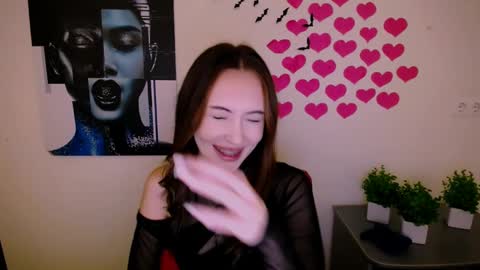 nikonara_ online show from December 15, 3:20 pm