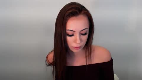 nikonara_ online show from November 30, 12:42 pm