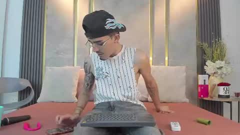 Niko Stone online show from June 30, 2:45 am