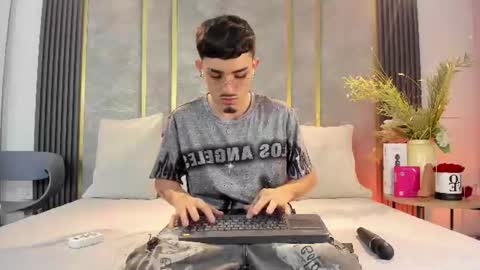 Niko Stone online show from July 15, 5:12 am