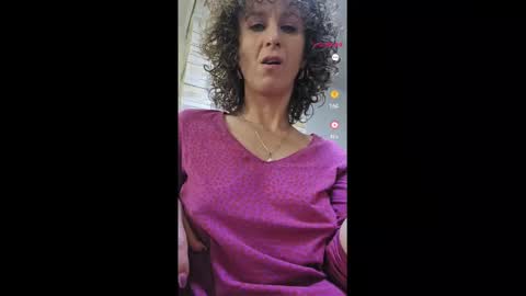 Snapshot of nikpassion123 chatting on February 25, 12:34 pm nikol online show from February 25, 12:34 pm