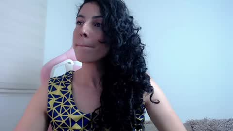 Snapshot of niky_blue chatting on March 3, 10:52 pm niky_blue online show from March 3, 10:52 pm