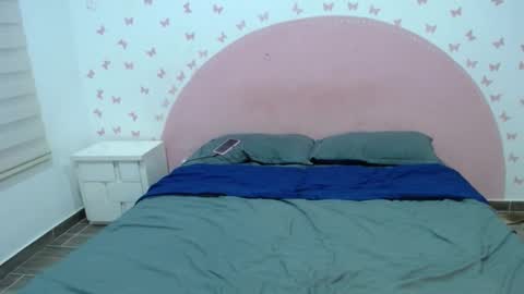 nila online show from November 24, 3:50 am