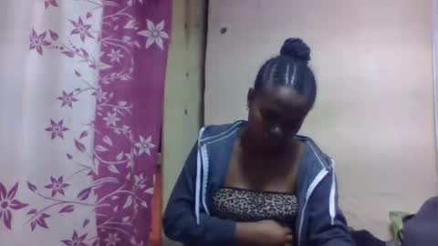 nilah online show from November 1, 7:54 am