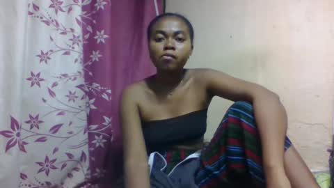 nilah online show from November 3, 11:48 pm