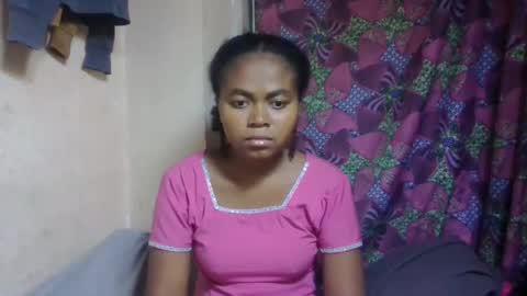nilah online show from May 26, 6:26 pm