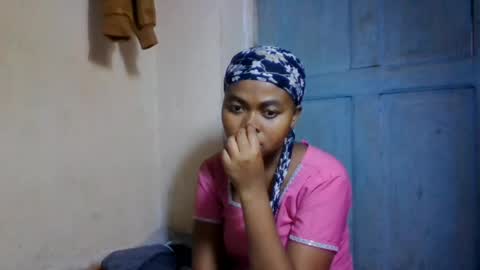 nilah online show from June 20, 8:22 pm