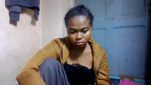 nilah online show from July 2, 3:23 am