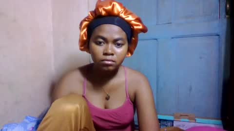 nilah online show from July 14, 10:48 pm