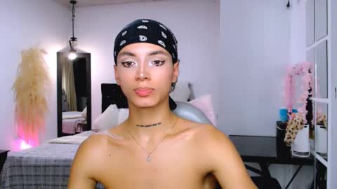 Nilam online show from February 14, 1:45 am