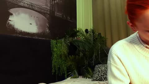 Snapshot of nillie_kelly chatting on January 25, 4:45 am Nillie online show from January 25, 4:45 am