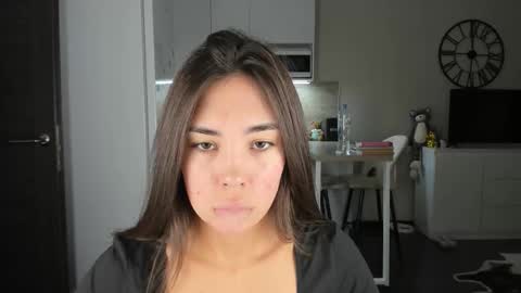 Bella online show from November 19, 4:01 am