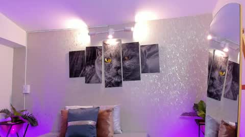 Snapshot of nils_saint chatting on October 25, 4:09 am Nils online show from October 25, 4:09 am