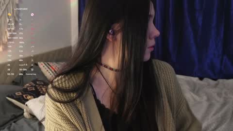 Jennet online show from December 5, 2:00 pm