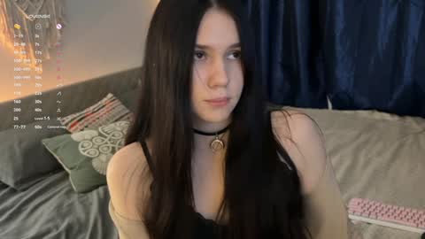 Jennet online show from December 9, 3:44 pm