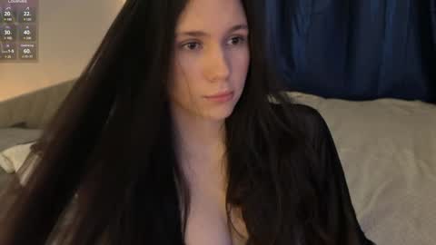 Jennet online show from February 4, 4:08 pm