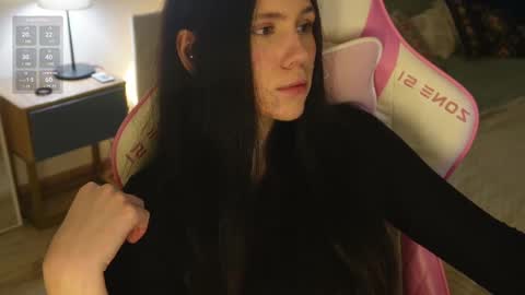 Jennet online show from February 19, 3:27 pm