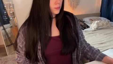 Jennet online show from September 24, 3:37 pm