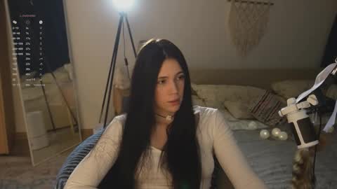 Jennet online show from February 19, 5:20 pm