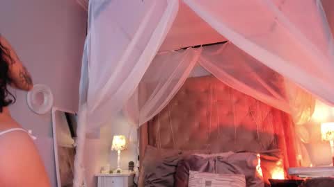 Snapshot of nina__dixon chatting on February 17, 10:14 pm Nina online show from February 17, 10:14 pm