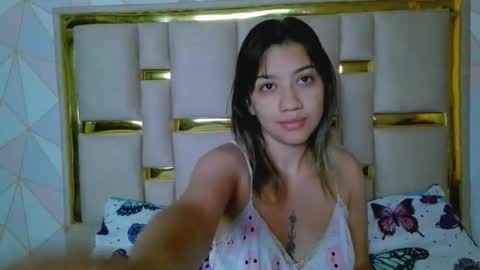 Nina Carther online show from December 17, 10:54 am