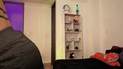 Nina Neon Nostrade online show from April 18, 11:16 pm