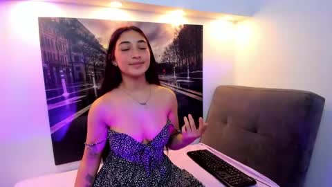 Nina online show from May 28, 7:11 pm
