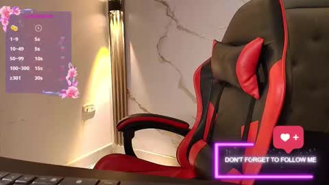  N I N A online show from November 6, 7:37 pm