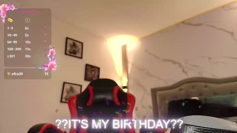  N I N A online show from November 24, 1:22 pm