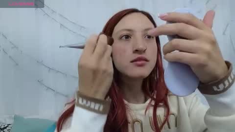 Ninaa fox online show from January 12, 3:17 pm