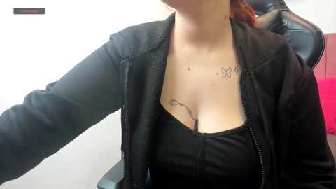 Nina online show from March 4, 6:25 pm