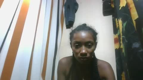 ninaeaa online show from November 18, 6:51 am