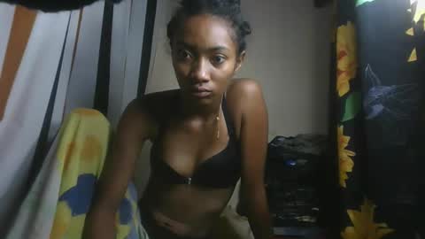 ninaeaa online show from November 30, 1:31 am