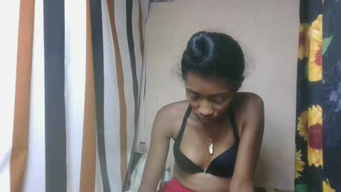 ninaeaa online show from December 5, 6:00 am