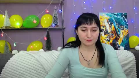 ninaflawlees online show from January 16, 1:37 am