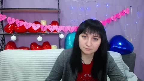 ninaflawlees online show from February 1, 7:13 pm