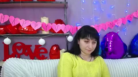 ninaflawlees online show from February 8, 2:36 am