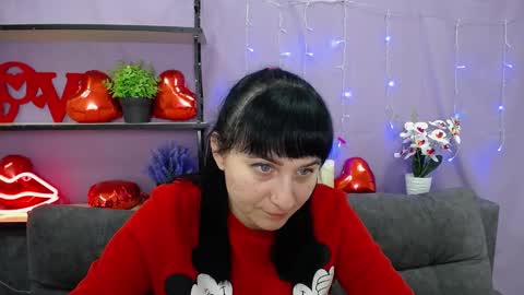 ninaflawlees online show from March 6, 12:10 am