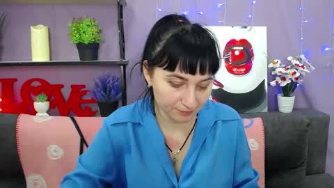 ninaflawlees online show from March 12, 3:13 am