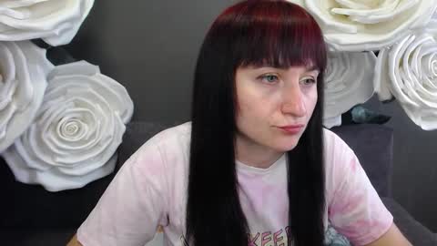 ninaflawlees online show from September 20, 11:55 am