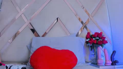 ninahtx online show from September 27, 9:31 pm