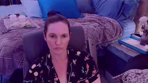 Nina Jaymes online show from February 28, 1:25 pm