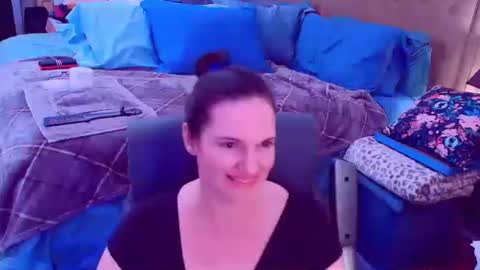 Nina Jaymes online show from January 12, 9:31 pm